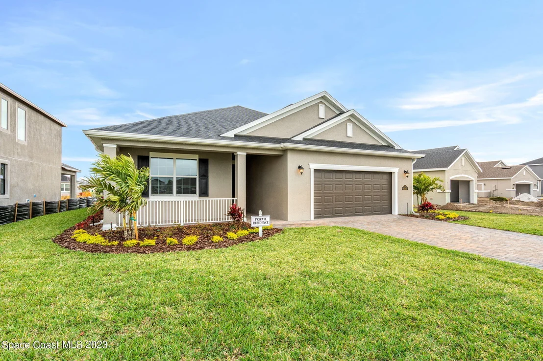 Photo of 8100 Lucent Court