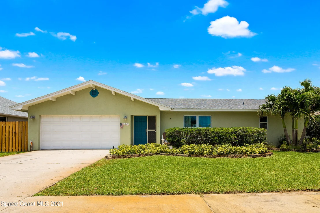 Photo of 680 Poinsetta Drive