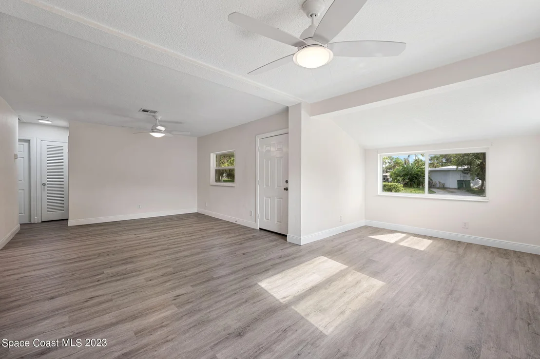 Photo of 2110 Palm Avenue