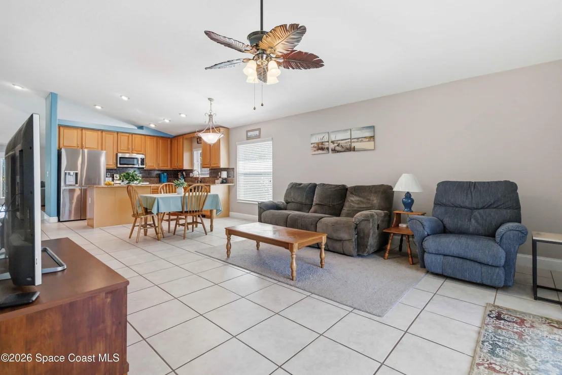 Photo of 1415 Modoc Circle