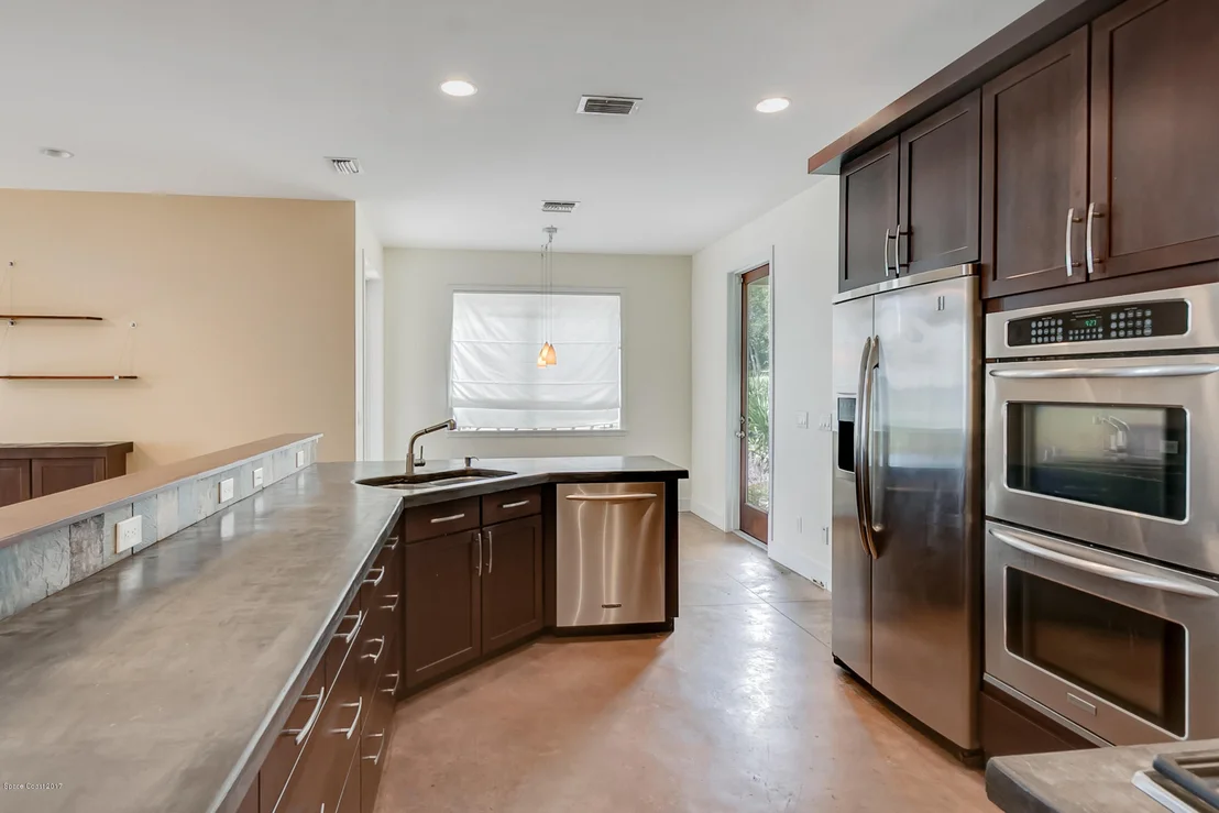 Photo of 3513 N Indian River Drive
