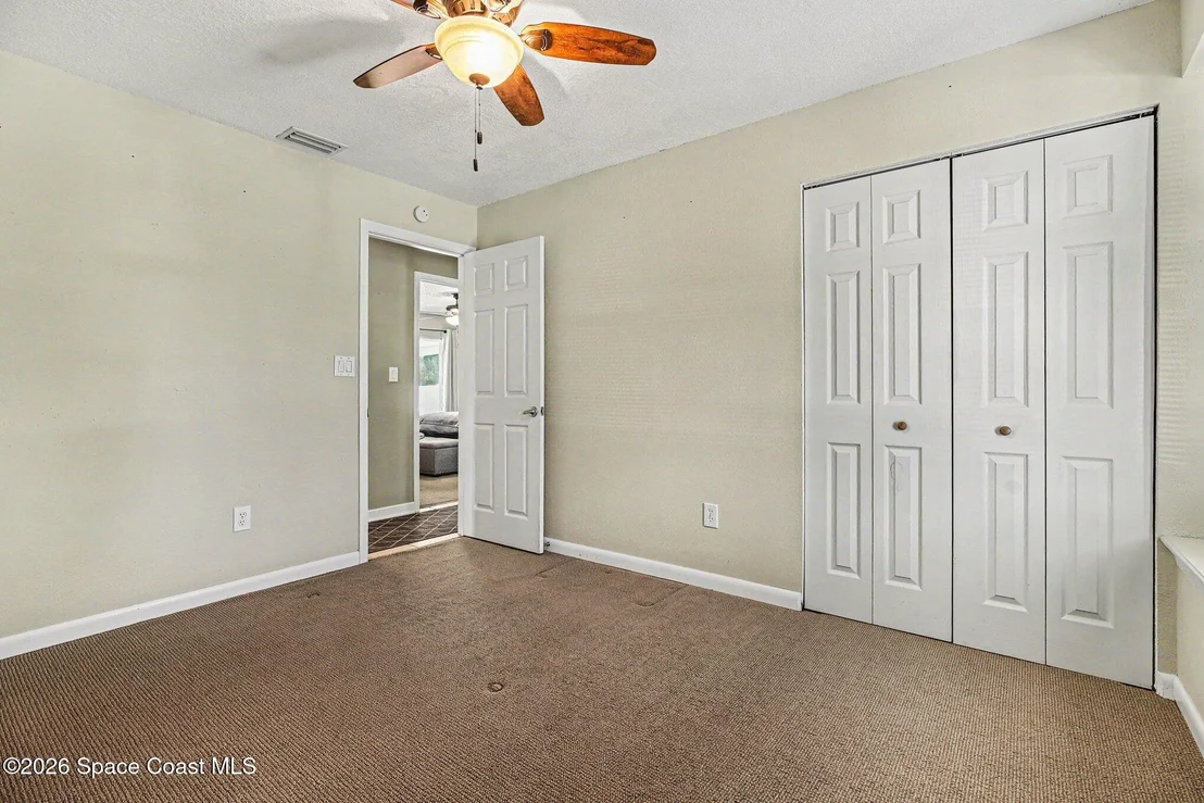 Photo of 1178 Abbey Circle NE