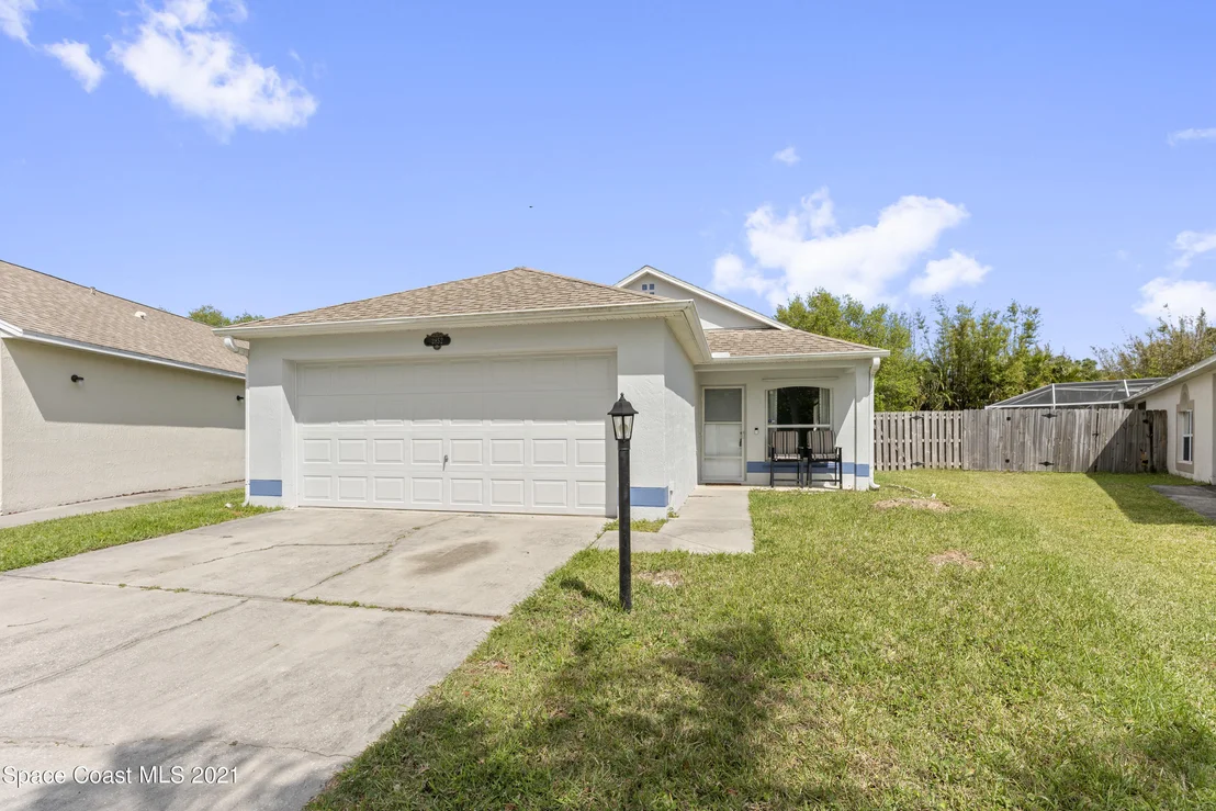 Photo of 2852 Maderia Circle
