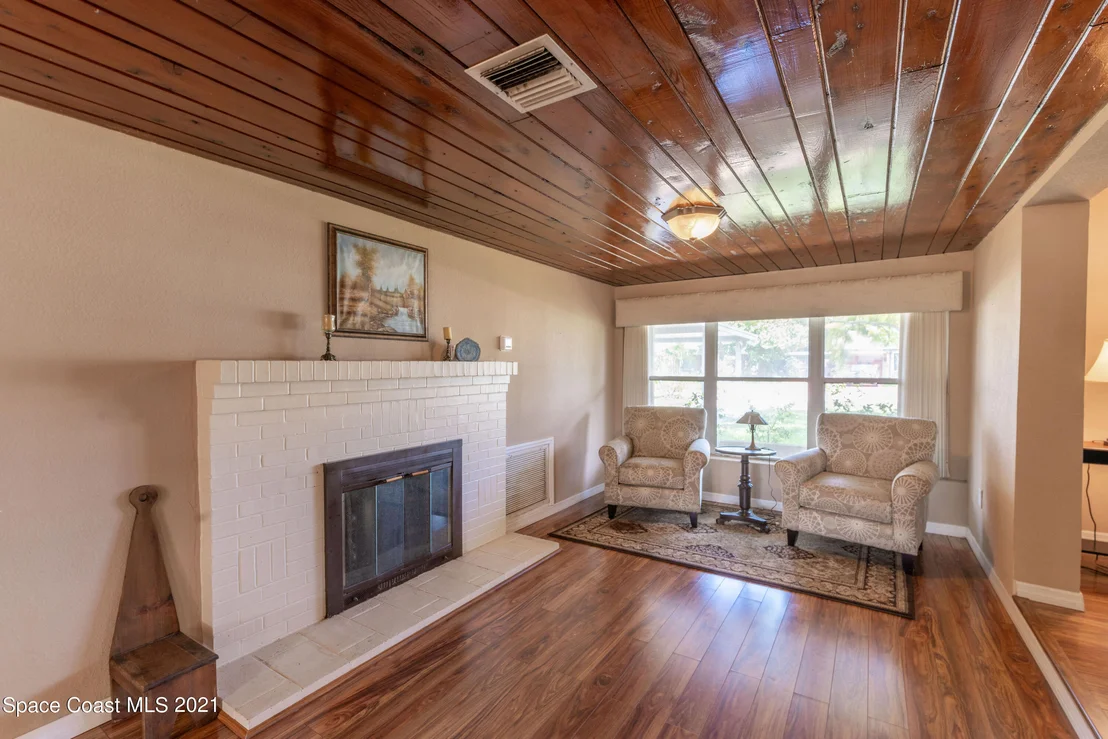Photo of 680 Ballard Drive
