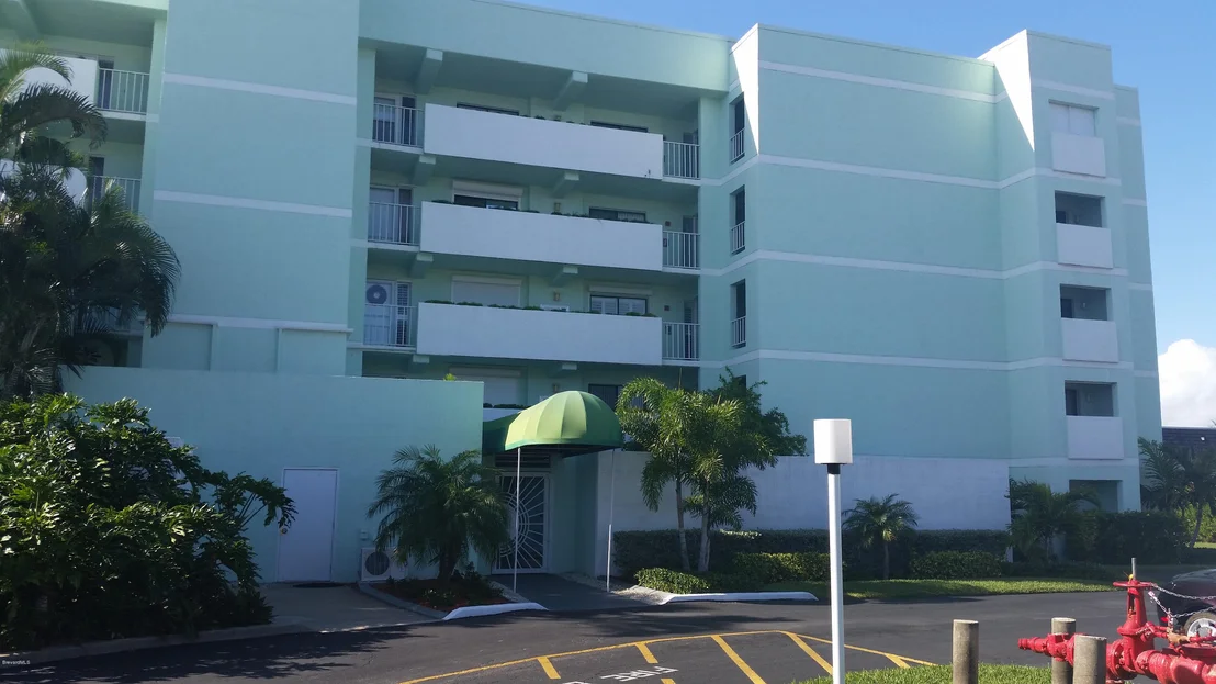 Photo of Unit 2305 at 1750 Commodore Boulevard