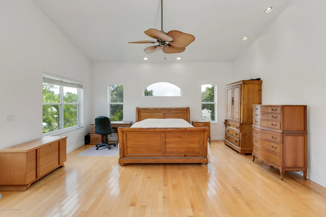 Photo of 52 Riverview Lane