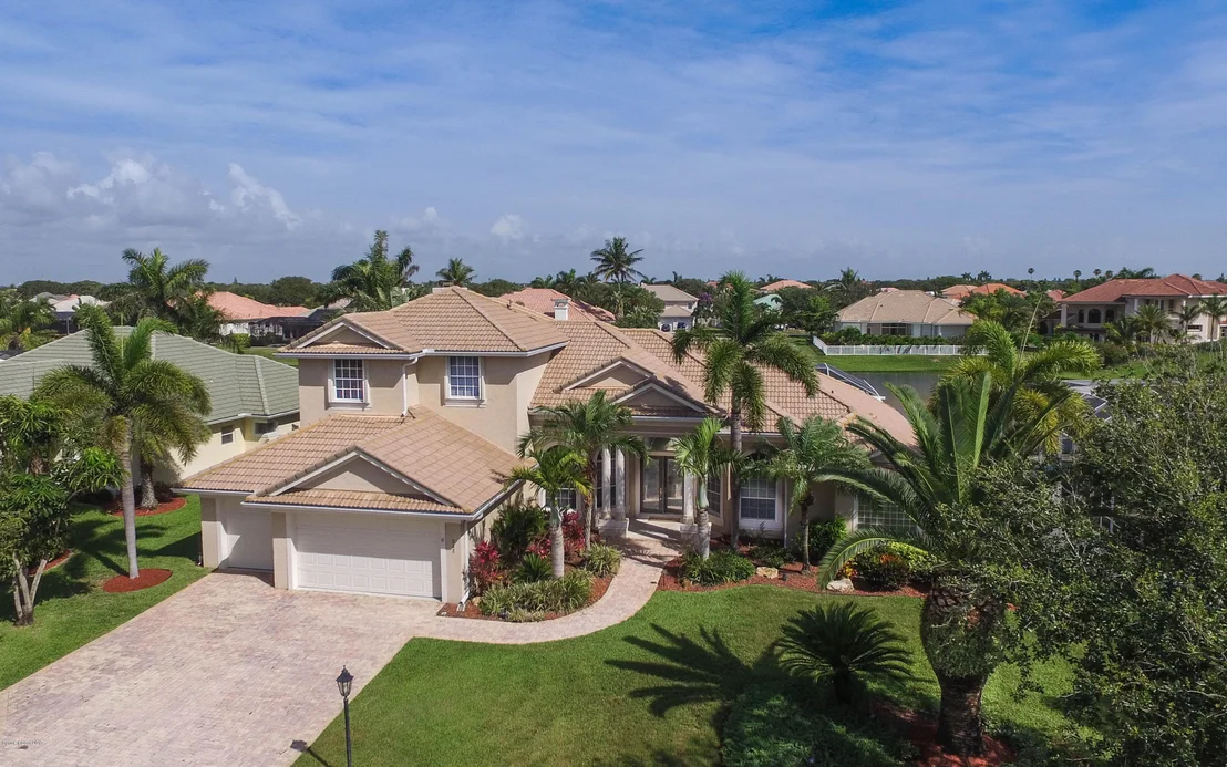 Photo of 282 Flanders Drive