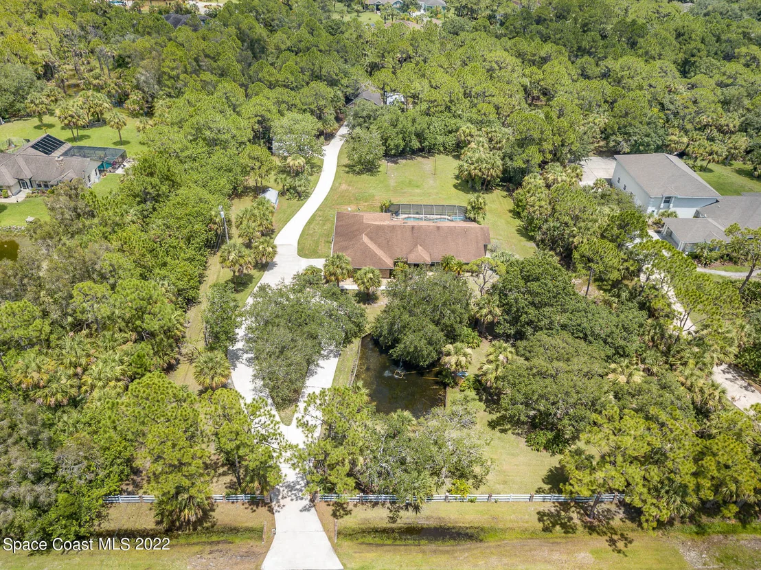 Photo of 2525 Mcgraw Avenue