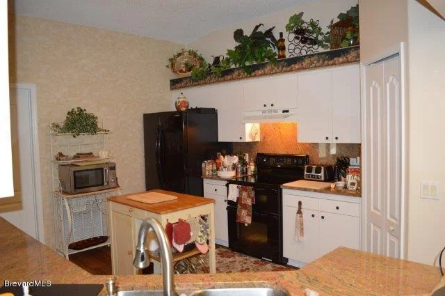 Photo of 850 POTOMAC Drive