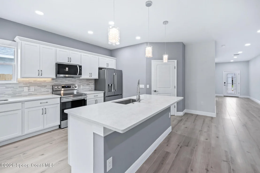 Photo of 303 Dorset Drive