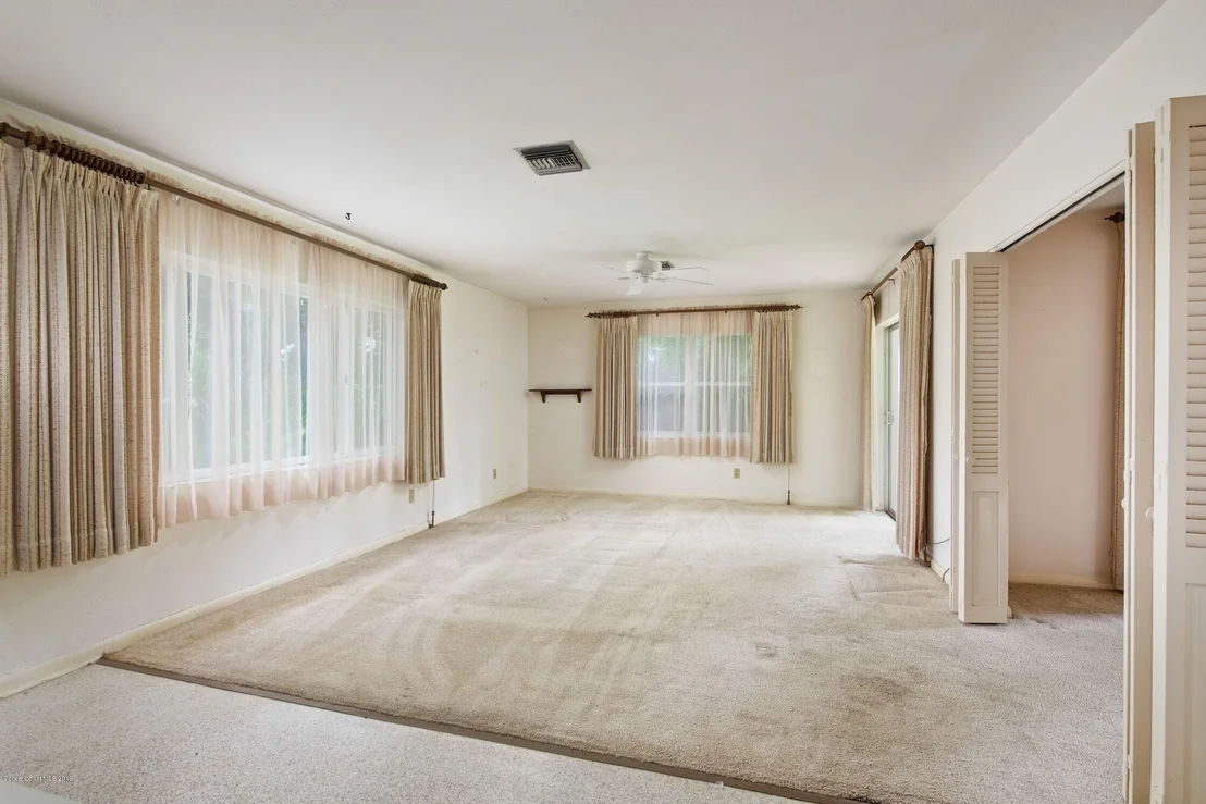 Photo of 307 Hibiscus Trail