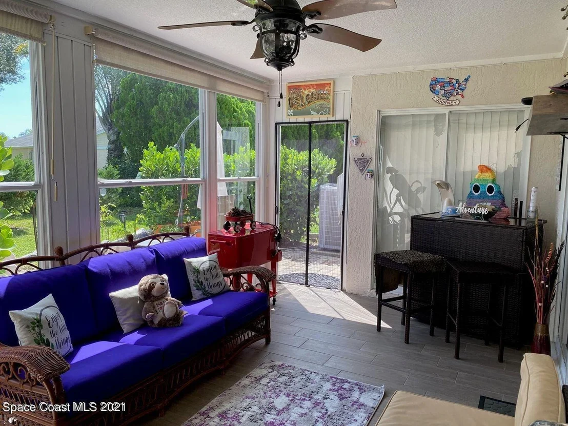Photo of 931 S Fork Circle