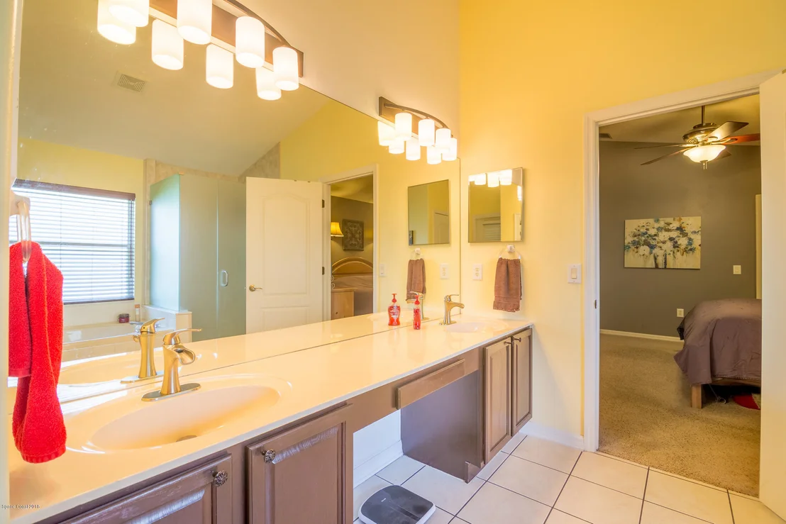 Photo of 4982 Worthington Circle