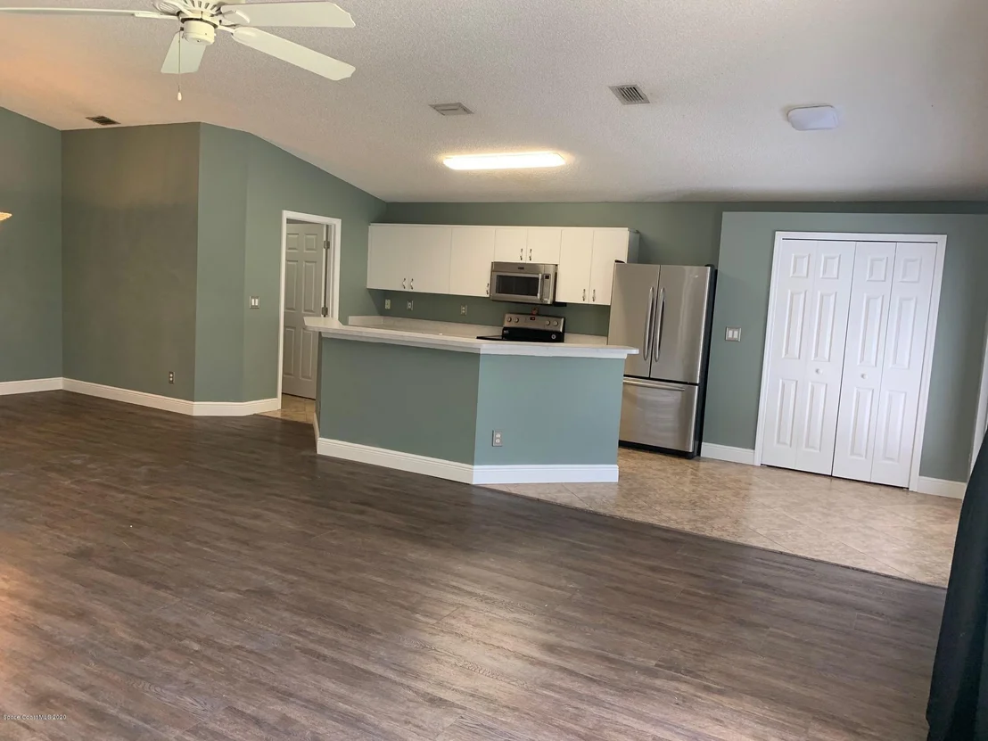 Photo of 701 Wickham Lakes Drive
