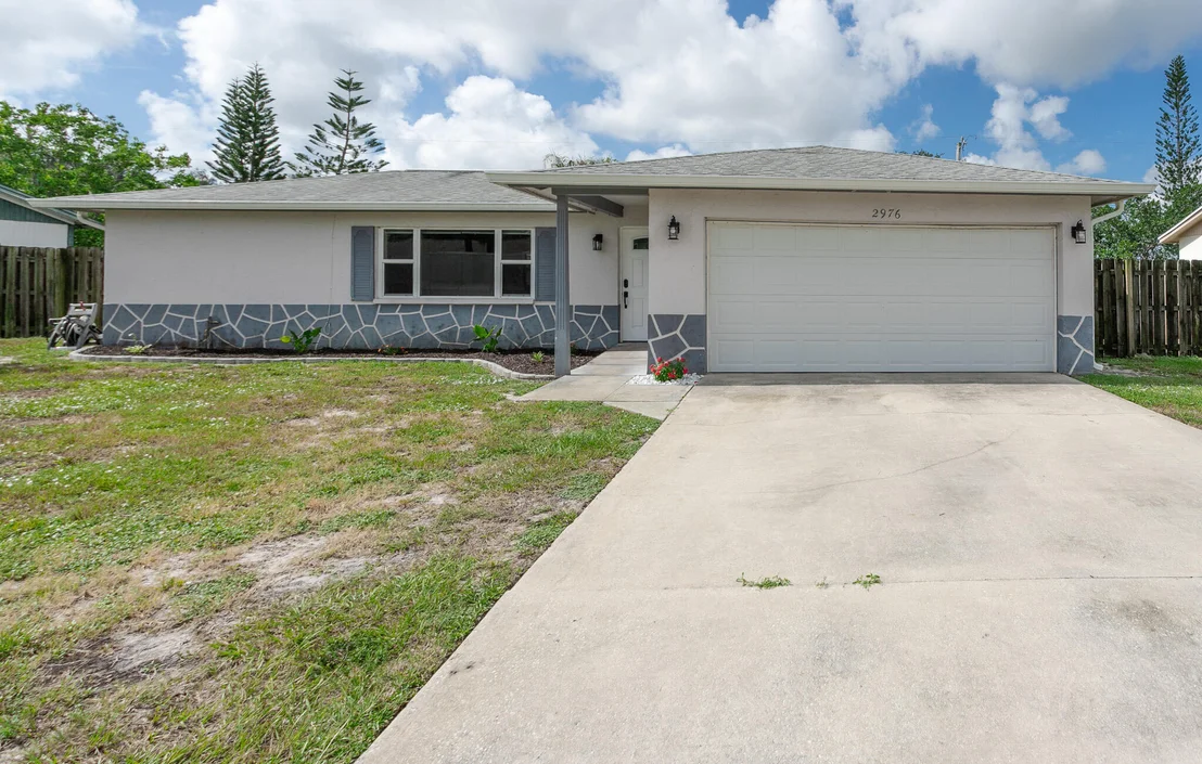 Photo of 2976 Matthew Drive