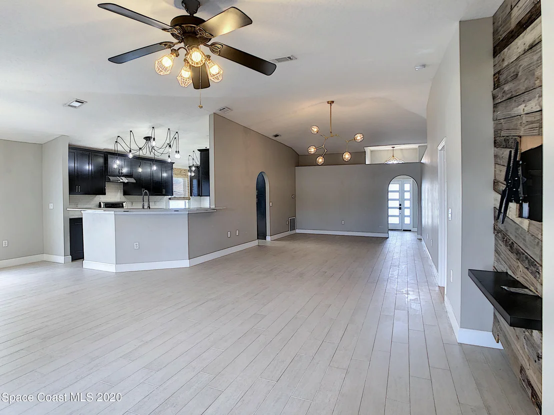 Photo of 4187 Four Lakes Drive