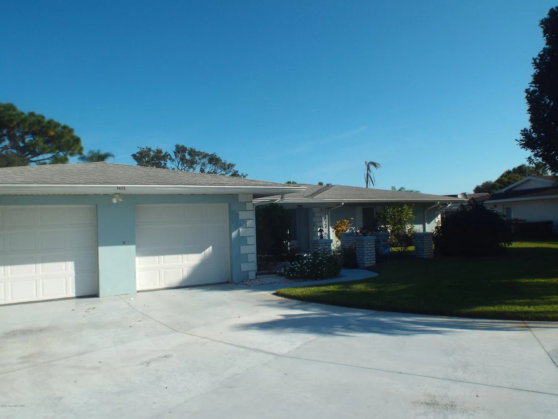 Photo of 1425 Scepter Court NE