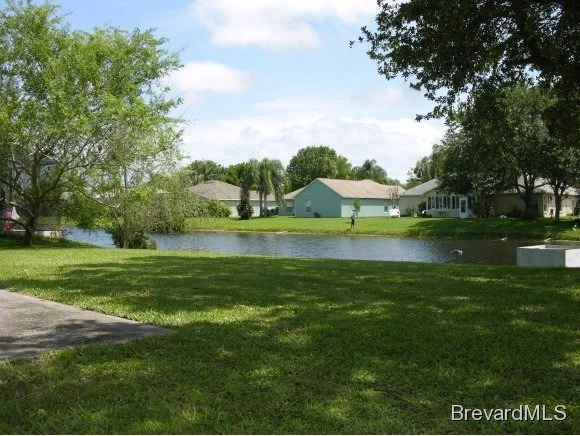 Photo of 1023 Jacaranda