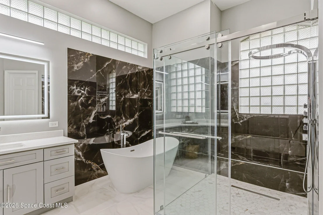 Photo of 699 Palmer Way