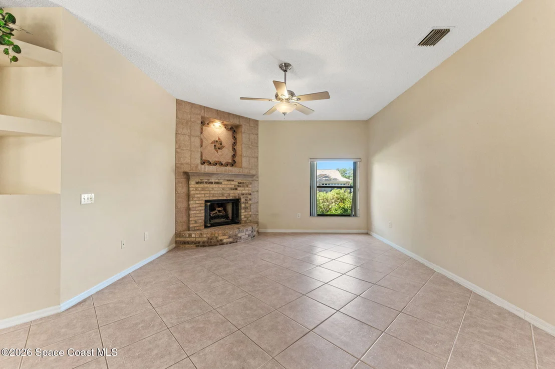 Photo of 1494 Wellington Circle