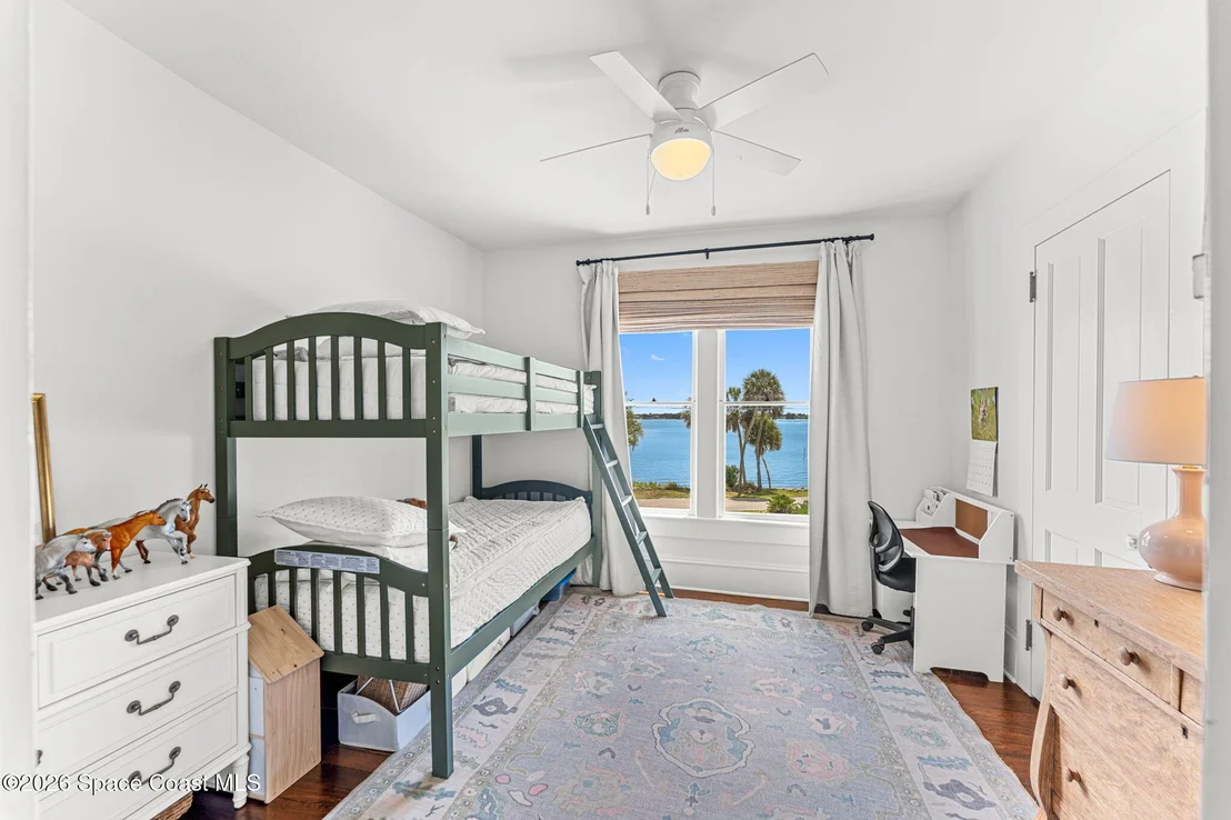 Photo of 1489 Rockledge Drive