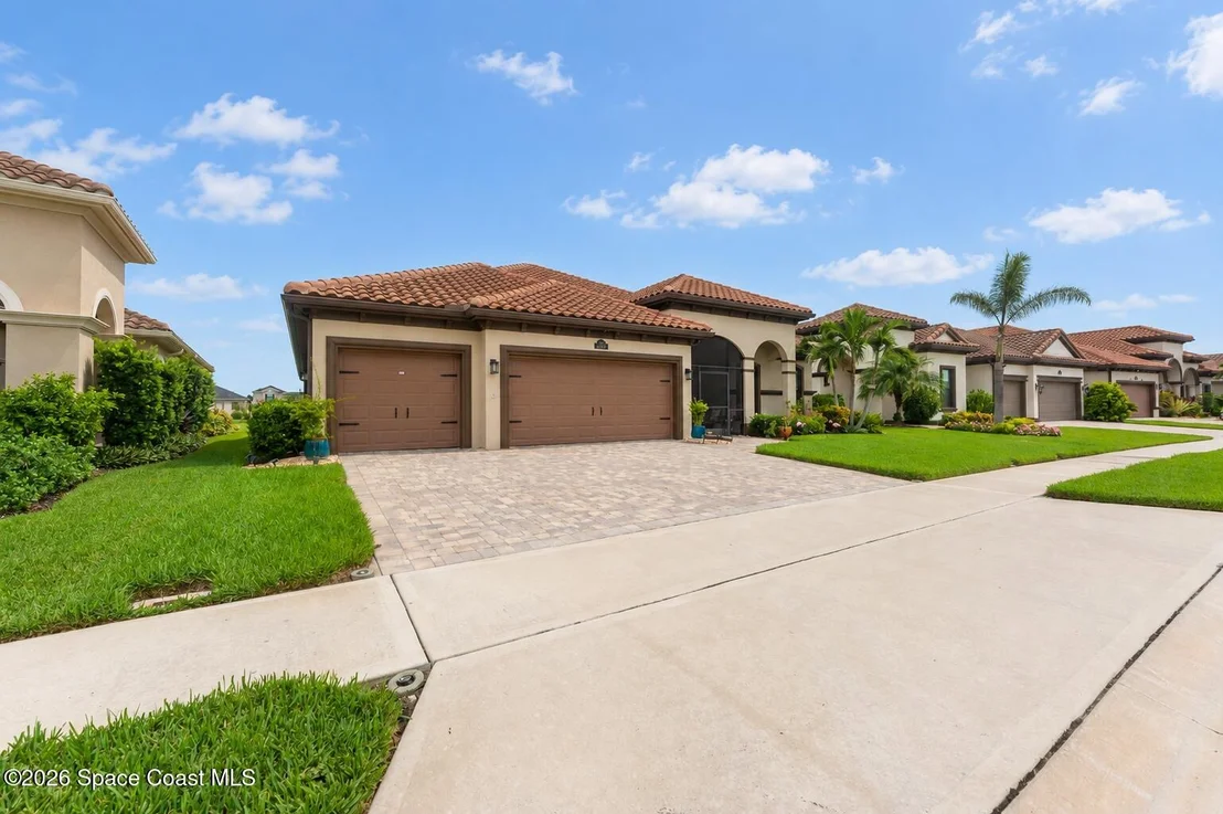 Photo of 8146 Stonecrest Drive