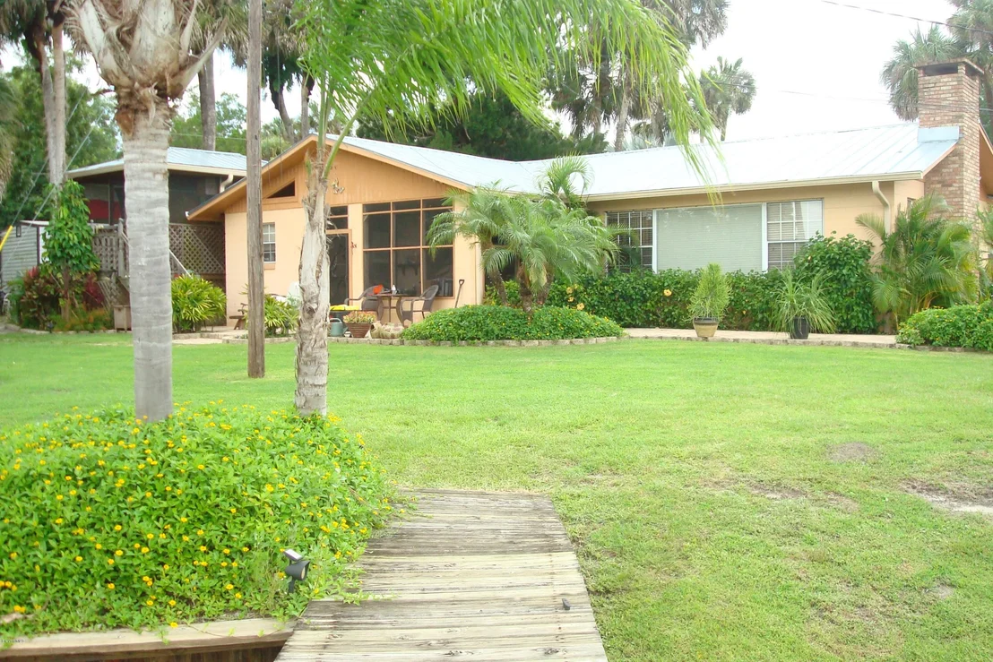 Photo of 8274 Baxter Point