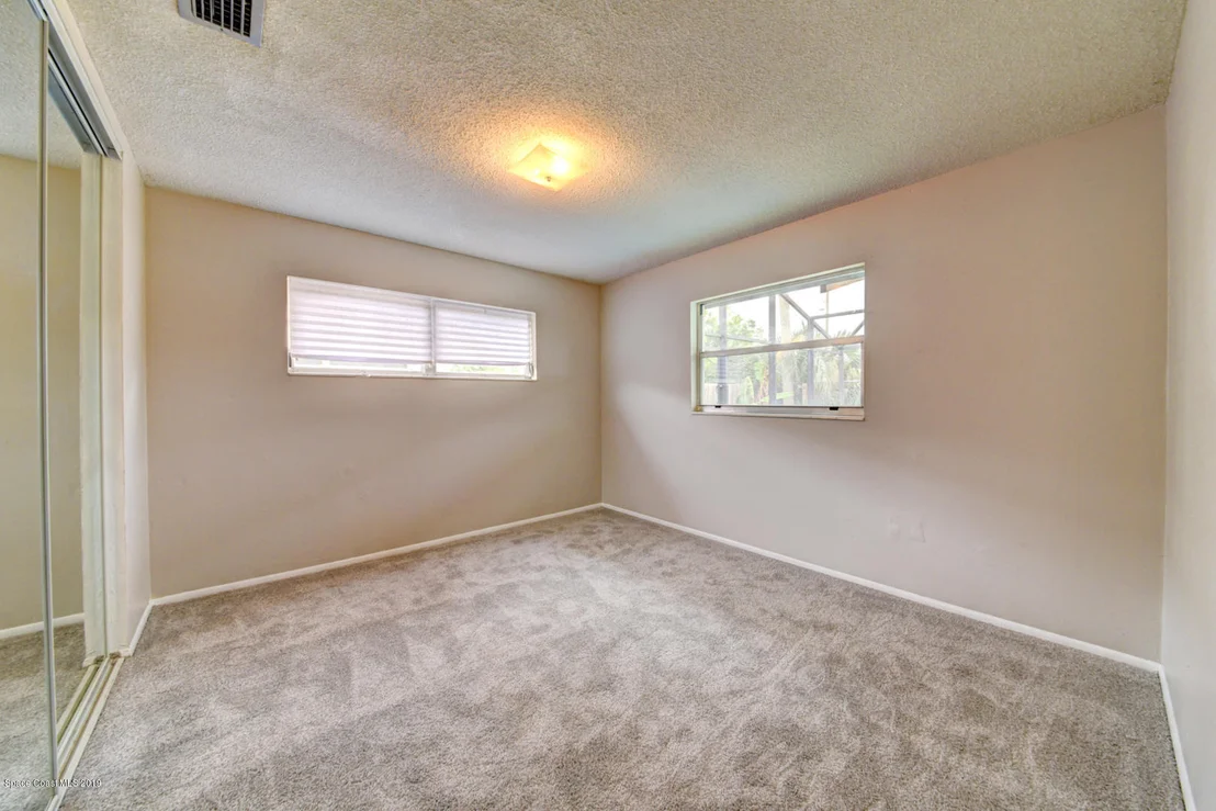 Photo of 909 Jefferson Road