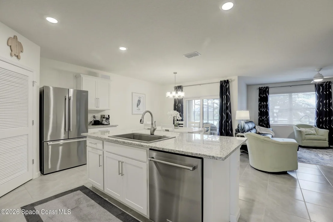 Photo of 6794 Topaz Drive