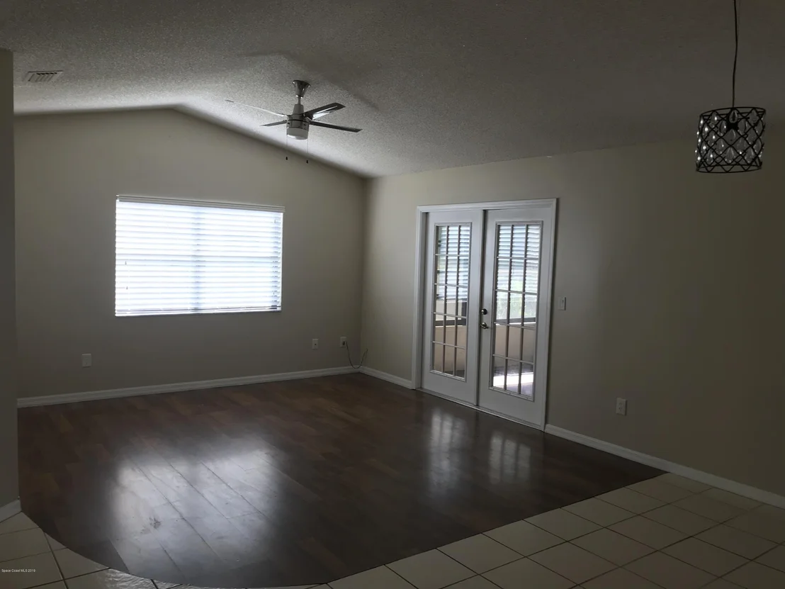 Photo of 3995 Tangle Drive