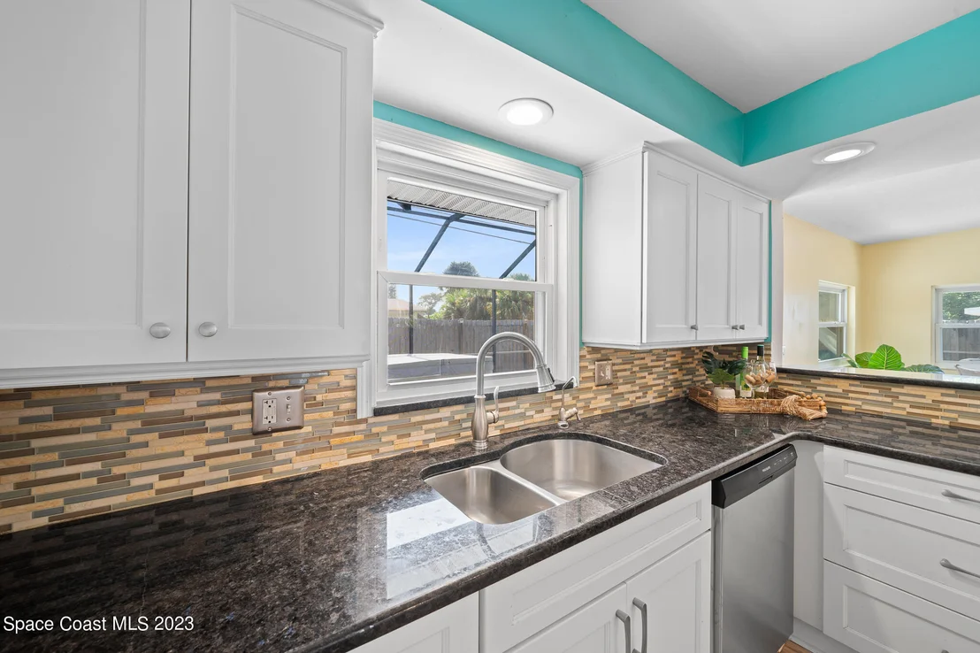 Photo of 275 Cinnamon Drive