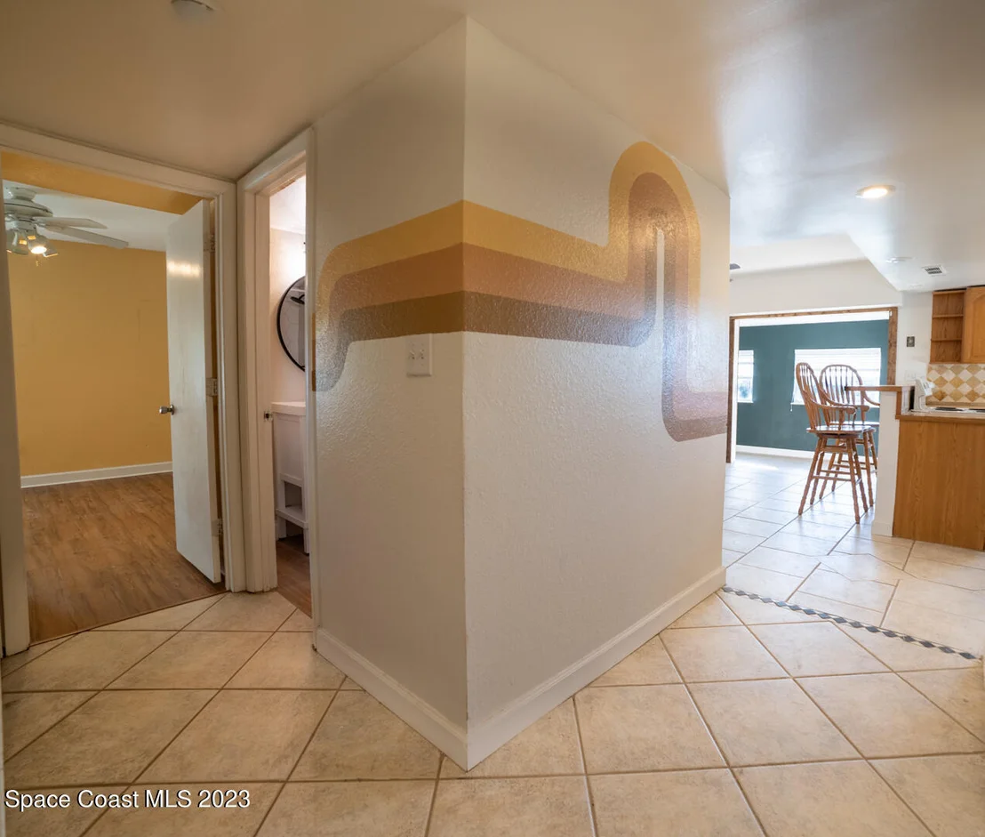Photo of 824 Cadez Street NE