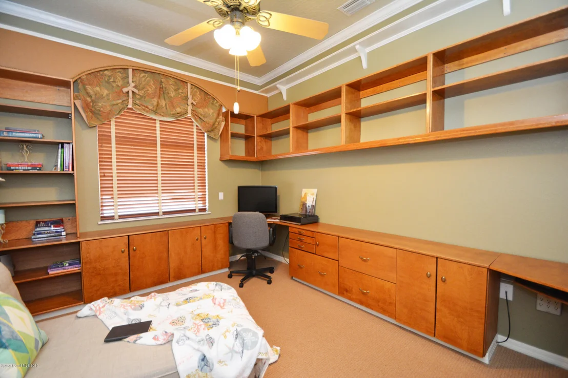 Photo of 865 Suntree Woods Drive