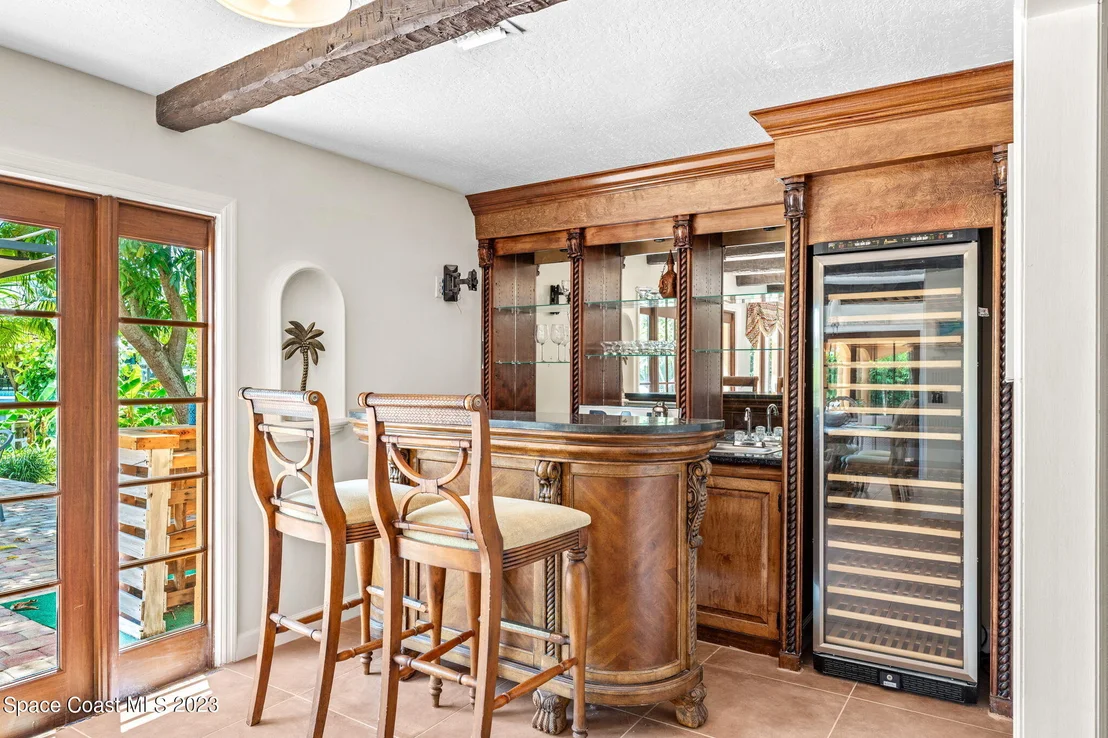 Photo of 442 Riverview Lane