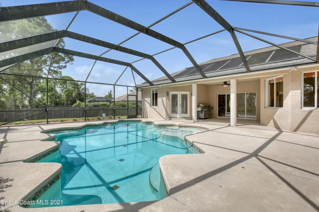 Photo of 2875 Kingfisher Way