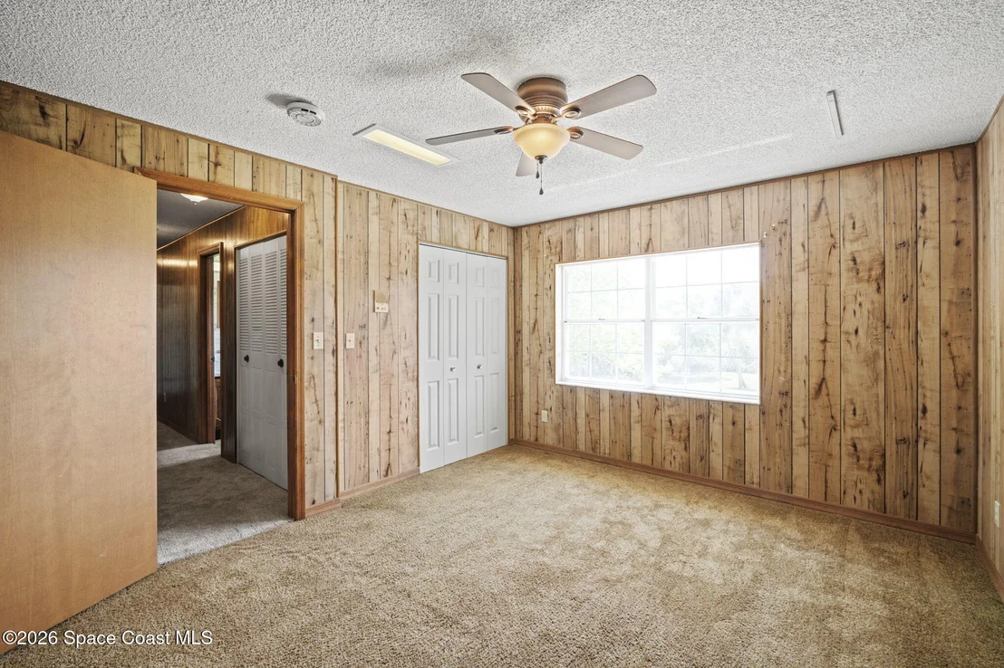Photo of 945 Bluegrass Lane