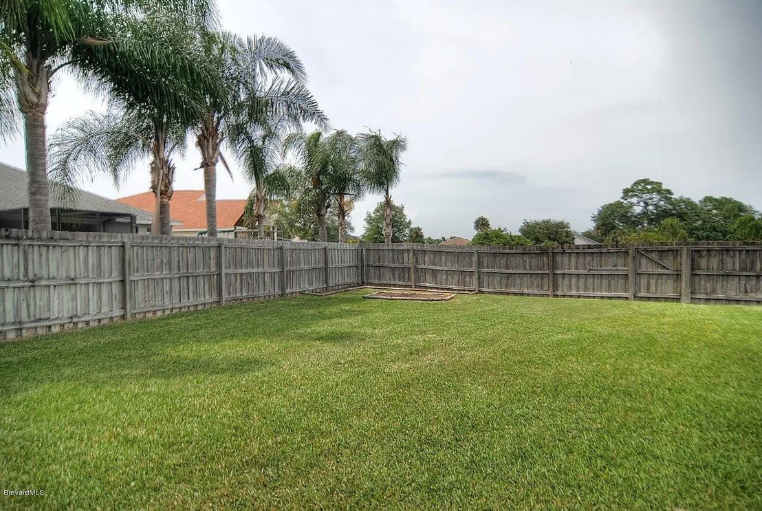 Photo of 695 Sedgewood Circle