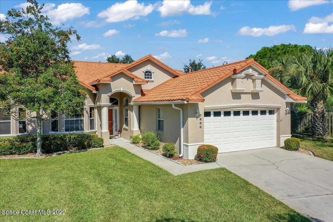 Photo of 7600 Candlewick Drive