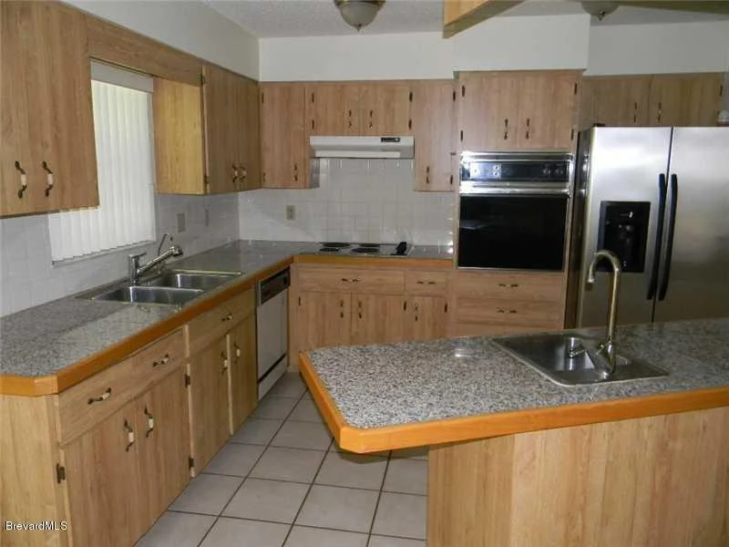 Photo of 9830 Oak Trail
