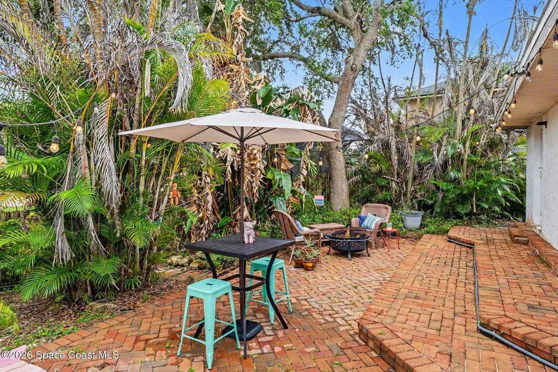 Photo of 1051 Mandarin Drive NE