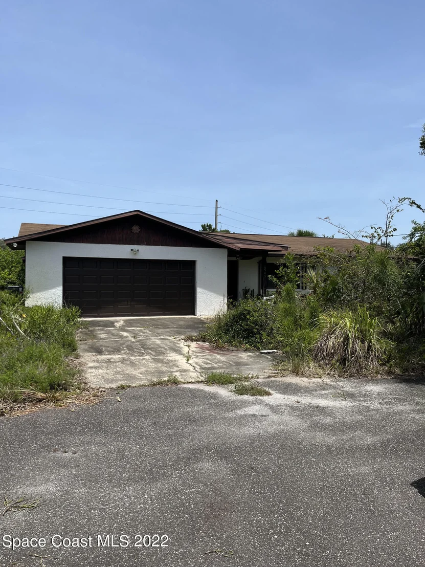 Photo of 6545 Whispering Pines Lane