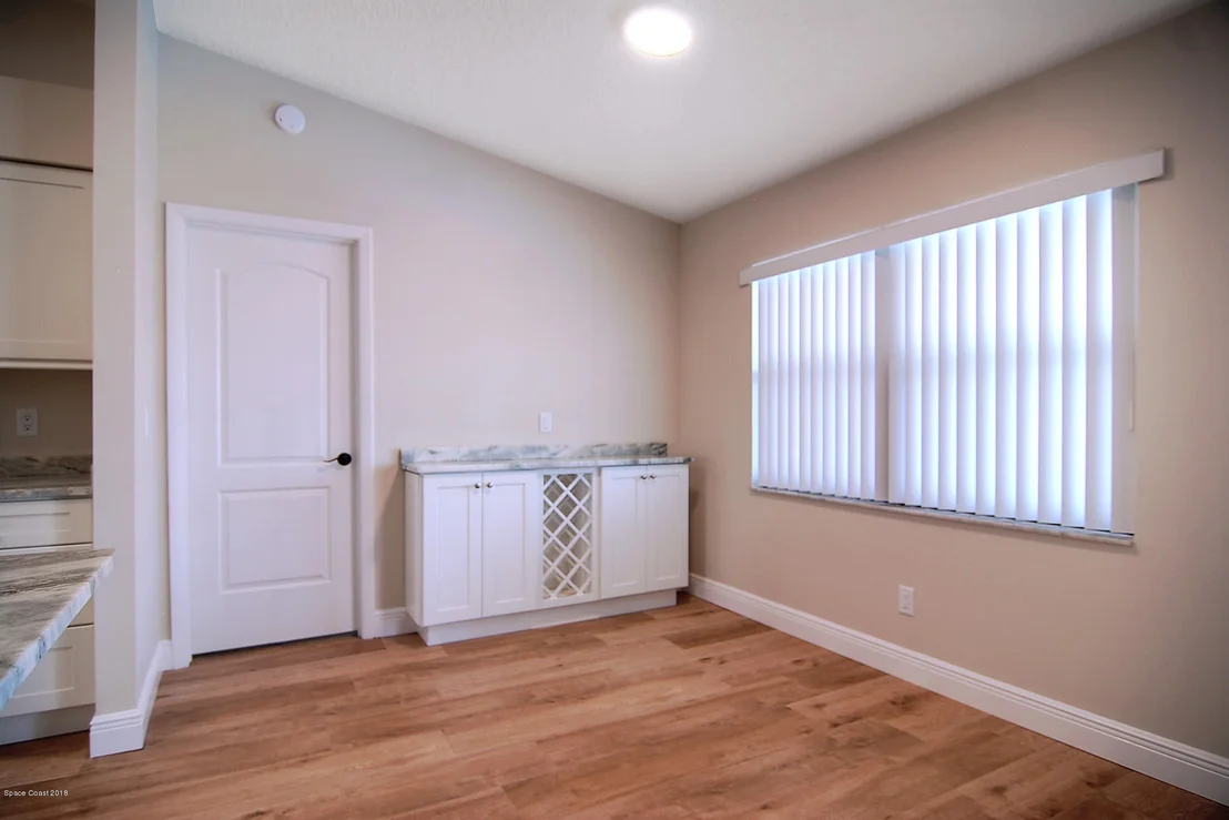Photo of 170 Cinnamon Drive