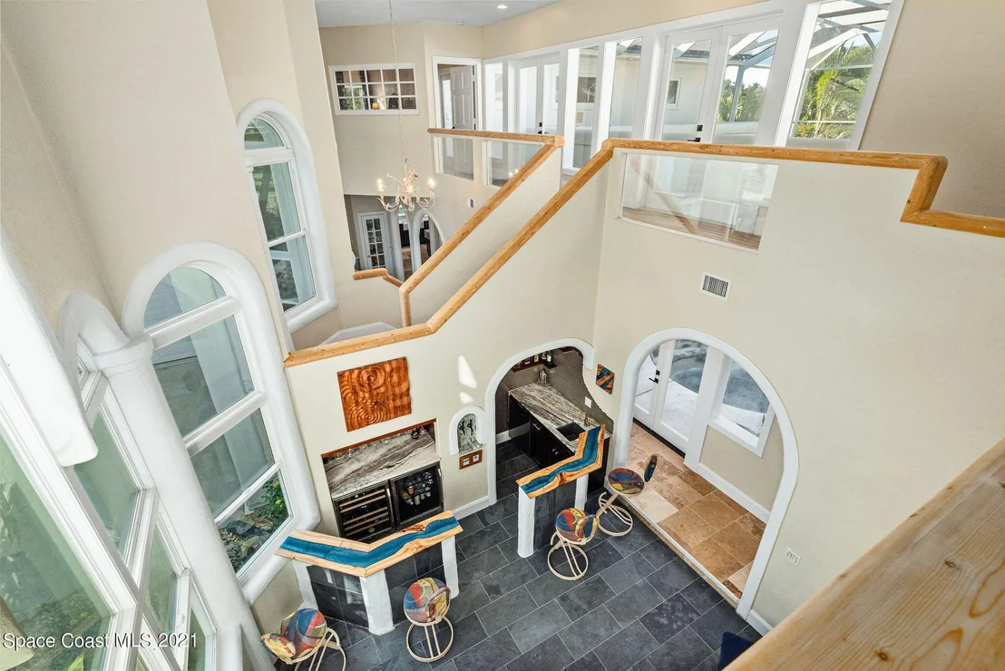Photo of 472 Peregrine Drive