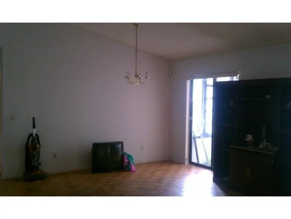 Photo of 820 NW Lyons