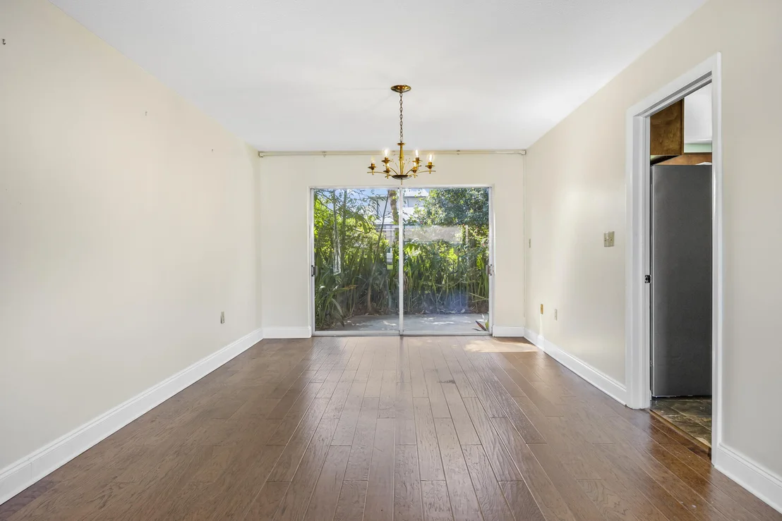 Photo of 455 Pine Boulevard