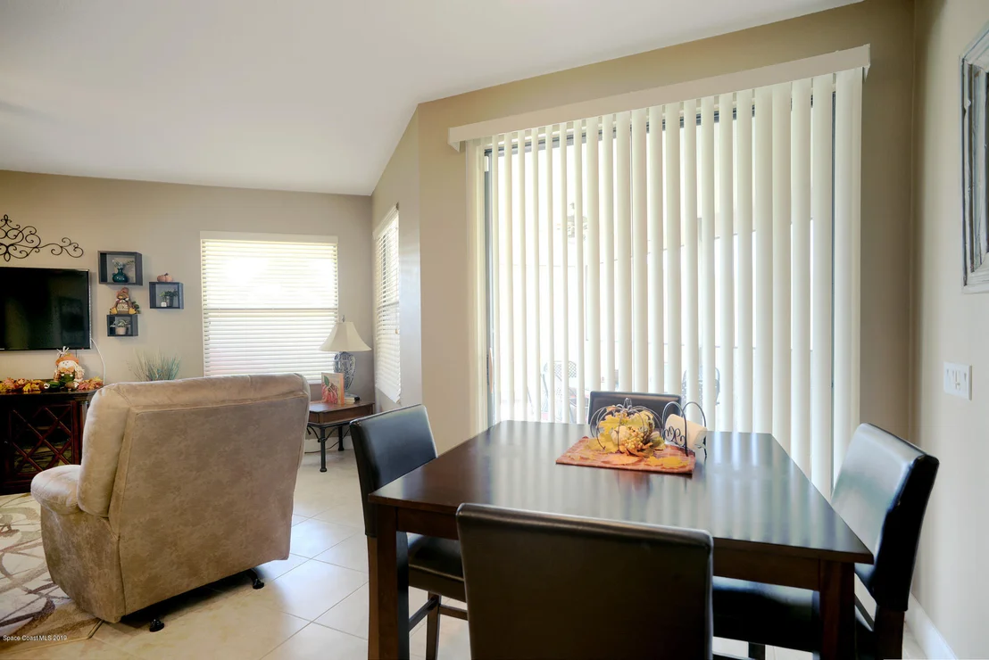Photo of 1345 Talon Way