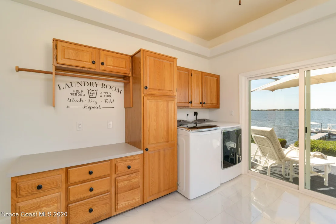 Photo of 466 Lanternback Island Drive