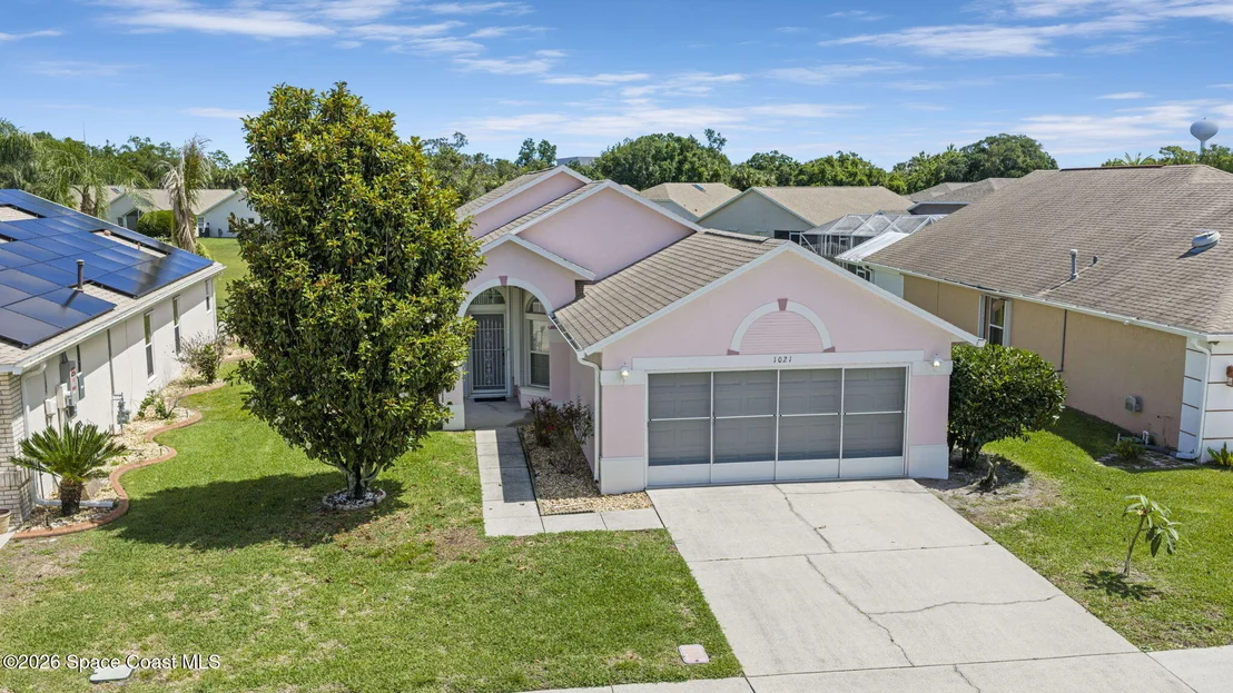 Photo of 1021 Pine Creek Circle NE