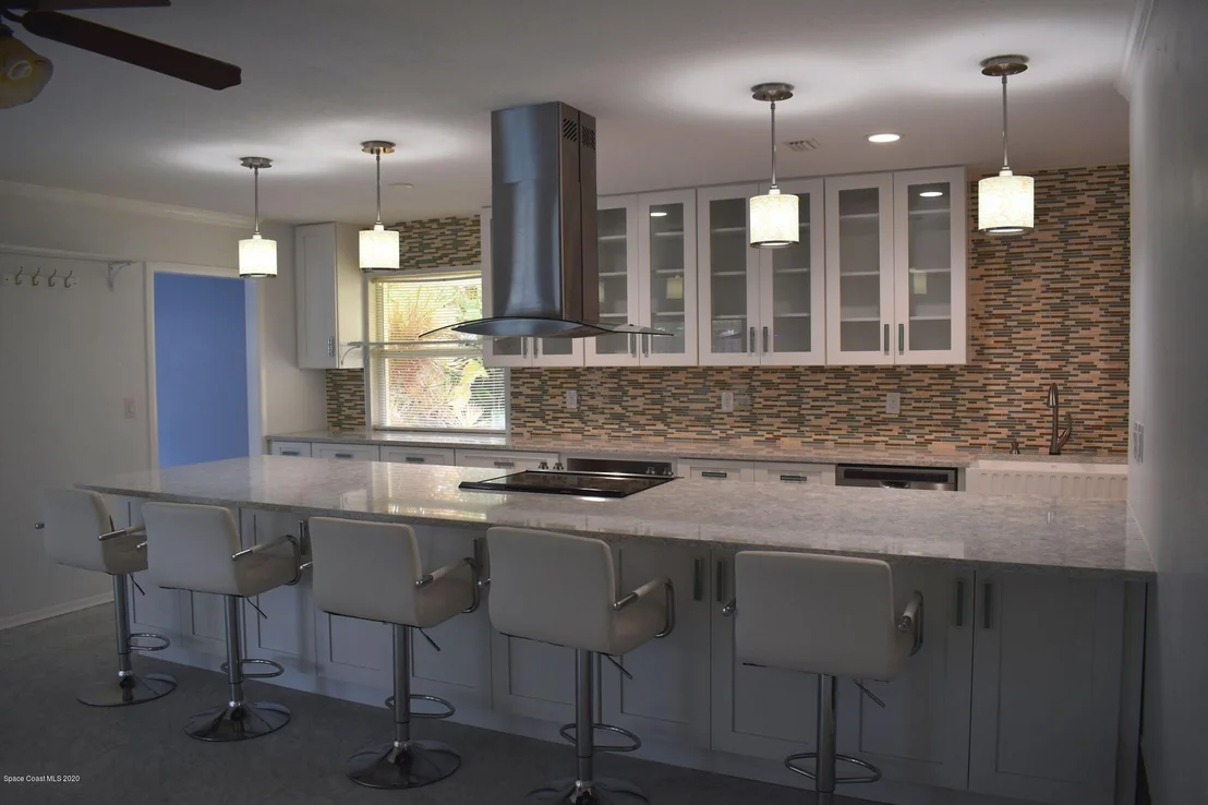 Photo of 720 Bianca Drive NE