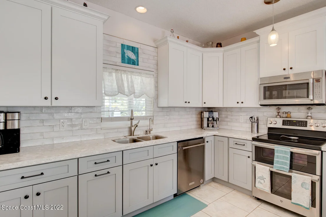 Photo of 270 Rita Boulevard
